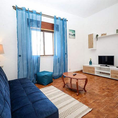 B91 - Bairro Apartment In Лагуш Екстер'єр фото